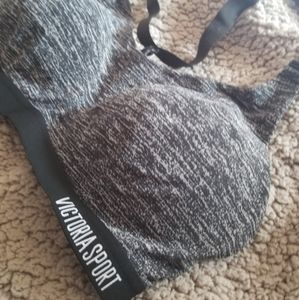 Victoria Sport Bra